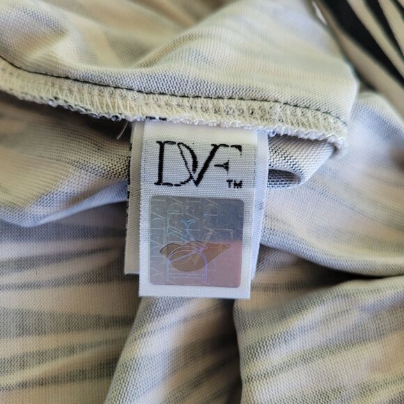 Diane Von Furstenberg Silk Wrap Dress Modern Harlequin Size 0 NWT - Picture 15 of 16